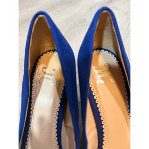 Journee Collection Marek Blue Faux Suede Ruffle Pointed Toe Pumps Size 7.5 thumbnail 7