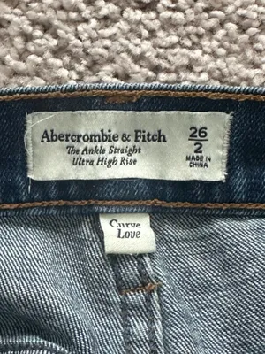 Abercrombie Ankle Straight Ultra High-Rise Curve Love thumbnail 3