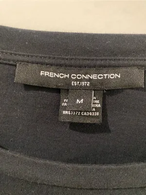 French Connection Black Long-Sleeve Crewneck Top Size Medium thumbnail 2