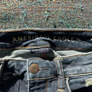 American Eagle Super Hi-Rise Jegging Women’s 4R Distressed Dark Wash Stretch Y2K thumbnail 14