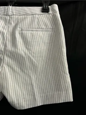 Banana Republic Women’s White Pinstripe Shorts SZ 2 NWT thumbnail 5