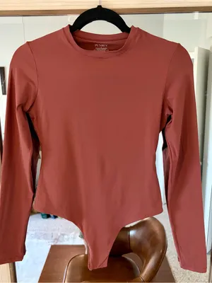 Pumiey Women's Crew Neck Long Sleeve Bodysuit Sharp Collection Color/Merlot Med thumbnail 1