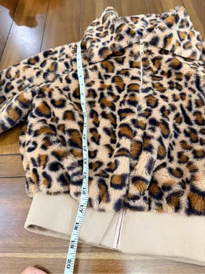 Altar’d State Leopard Faux Fur Jacket XXS Cropped Zip Up Animal Print thumbnail 8