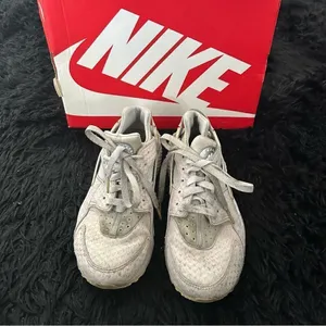 NIKE Huarache activewear lace up shoes sneakers women’s 8 thumbnail 7