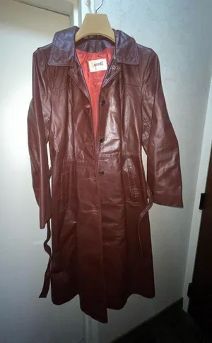 Vintage Avanti Brown Leather Trench Coat from the 1970’s Size Small thumbnail 1
