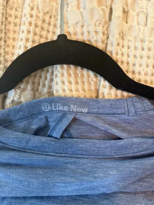 Lululemon Tee Shirt  thumbnail 4