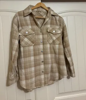 Altar'd State Plaid Shacket XS Xtra Small Light Tan White Button Front Collared thumbnail 1