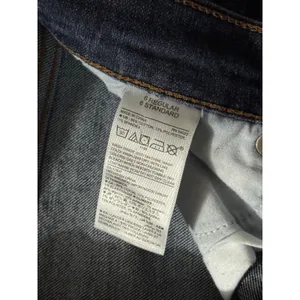 Old Navy Women's‎ Dark Wash Mid Rise Blue Denim Size 6 NWT thumbnail 4