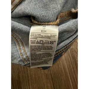 Old Navy Jean Jacket Womens Size Small‎ Blue Denim Button VTG Y2K thumbnail 6