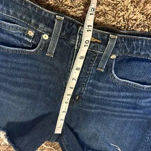 Madewell Curve High-Rise Denim Shorts 26 thumbnail 4