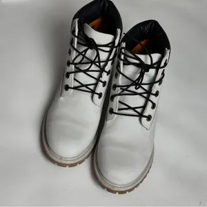 Timberland Women's 6" Premium Durable Cold Weather Winter Boot Sz 8.5 thumbnail 5