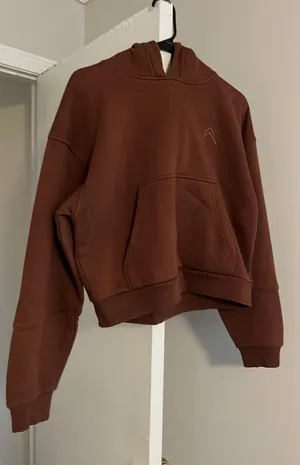 ONER ACTIVE CHOCOLATE BROWN SET. SMALL TOP. MEDIUM BOTTOMS.  thumbnail 1