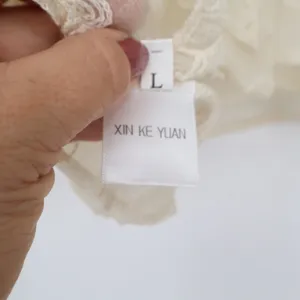 Xin Ke Yuan Blouse Womens L Cream Floral Embroidered Ruffle Tie Sheer Excellent thumbnail 2