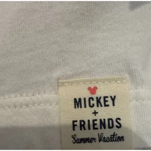 UniqloxDisney NWT‎ Minnie Mouse Mickey+Friends Summer Vacation Tank M OLDSTOCK thumbnail 4