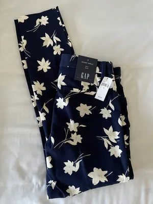 Gap NWT  Floral Slacks thumbnail 2