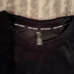 DKNY Sport Womens‎ Black Velour Crewneck Sweatshirt Raglan Sleeve XS New thumbnail 5