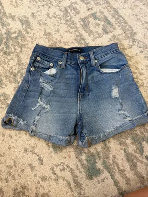 Aéropostale Mom Shorts Size 0 Distressed Light Wash Denim thumbnail 2