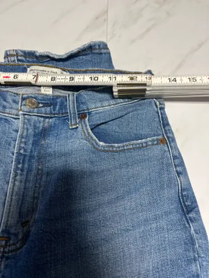 Abercrombie & Fitch Short Curve Love Ultra High Rise 90s slim straight Jeans 6 thumbnail 7