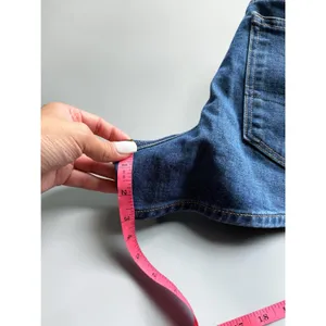 American Eagle Outfitters Womens Dark Wash Stretch Denim Shorts Size 6 thumbnail 7