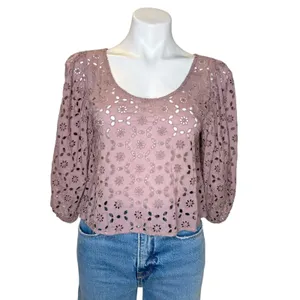 American‎ Eagle Outfitters Eyelet Puff Sleeve Crop Top Dusty Rose XS thumbnail 2