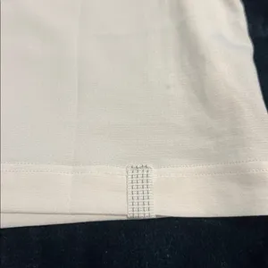 Lululemon Ultralight Waist Length T Shirt Size 6 White thumbnail 6