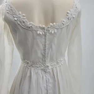 Vintage Wedding Dress White Floral Applique Boho Bridal Gown Union Made thumbnail 8