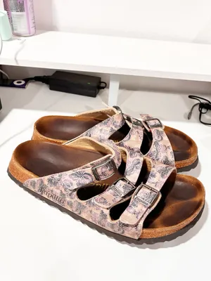Birkenstock Papillio Triple-Buckle Sandals in Light Pink Floral Size 10 thumbnail 3