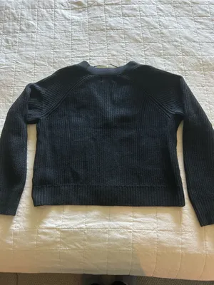 Old Navy Black V-Neck Button Front Cardigan thumbnail 4
