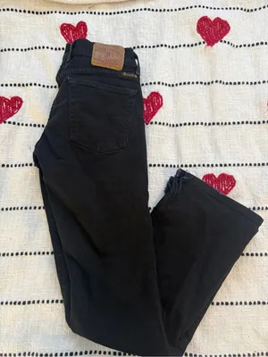 Y2K 2000s TRUE LOWRISE Lucky Brand Black Boot Cut Jeans with Gold-Tone Zipper thumbnail 4