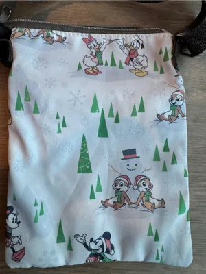LOUNGEFLY Disney Winter Friends Crossbody Bag NWT thumbnail 8