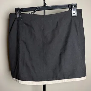 NWT Whitefox Run to You Mini Skirt Black with White Trim Size Medium thumbnail 2