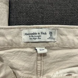 Abercrombie Men's Cream Jeans thumbnail 2