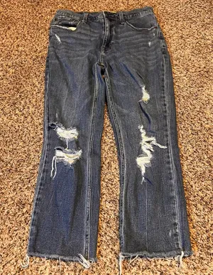 Abercrombie Fitch Mom Jeans Distressed Ripped Blue Denim‎ Size 28 Cropped thumbnail 1