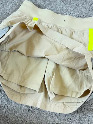 Lululemon Women’s Multi-Pocket Cargo High-Rise Hiking Skirt Skort in Prosecco 6 thumbnail 8