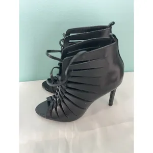RARE ZARA HIGH HEEL Sandal STYLE HEELED BOOTS EU‎ 37size 6.5 Black thumbnail 4