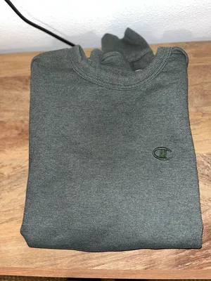 Champion Crewneck thumbnail 1
