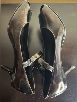 Donald J. Pliner Bronze/Copperish Brown Patent Mary Jane Peep-Toe Heels thumbnail 11