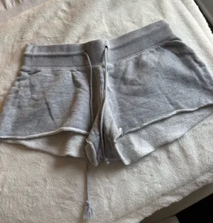 Brandy Melville grey shorts Gray thumbnail 1
