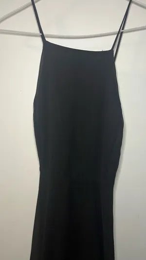 Black Gown Lulus Formal thumbnail 4