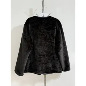 NWT Universal Thread Women Black Faux Fur Toggle Jacket Coat Pockets Size XL thumbnail 7