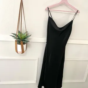 Zara Black Satin Silky Button Side Midi Dress Size M 7969/221/800 thumbnail 2