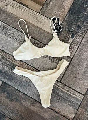 Seamless Handmade Swimsuit thumbnail 1