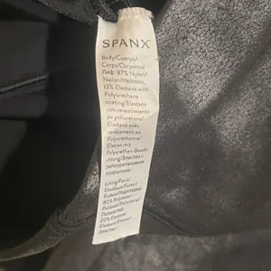 Spanx black faux leather leggings pants woman’s size Large thumbnail 4