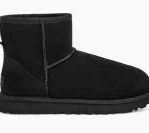 UGG wmns sz 8 classic mini ii thumbnail 1