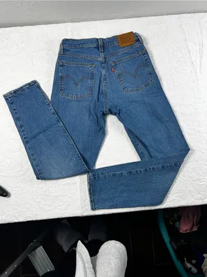 Levi's Wedgie High Rise Jeans - Blue Wash thumbnail 9