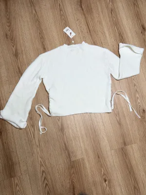 Chelsea &‎ Violet Ivory Cropped Waffle Pullover with Side Ties thumbnail 2