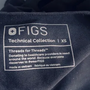 FIGS Technical Collection Womens XS Black V-Neck Short Sleeve Scrub Top FW1000 thumbnail 6