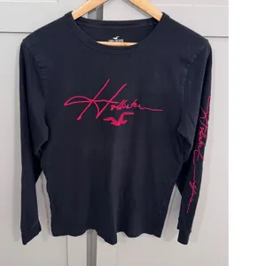 Hollister Long Sleeve T-Shirt Black red Embroidered Logo Cotton Size Small thumbnail 2