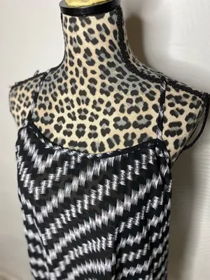 Maurices Black and White Brushstroke Tank thumbnail 2