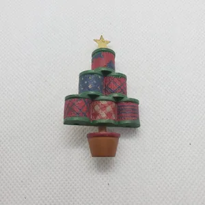 Hallmark Christmas Tree Brooch thumbnail 3
